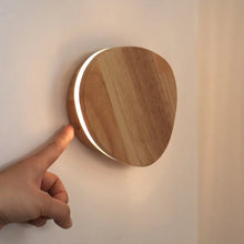 Afbeelding in Gallery-weergave laden, Lulu – Draadloze en Oplaadbare Wandlamp – Dimbare Lamp met Warm Licht