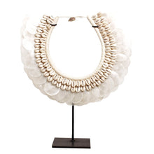 Afbeelding in Gallery-weergave laden, J36 Schelpenketting

