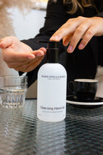Afbeelding in Gallery-weergave laden, Marie-Stella-Maris Cleansing handgel hygienic &amp; moisturizing 300 ml
